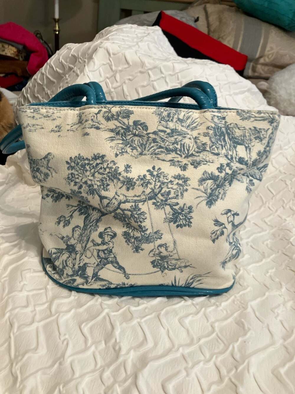 Bueno Double Strap Tapestry Shoulder Bag Purse w/ Removable Matchng Zipper Pouch